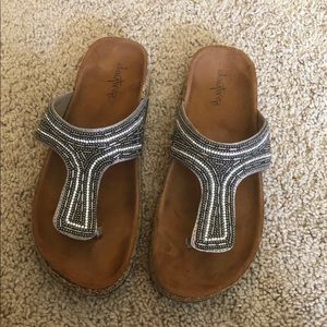 Women’s sandals